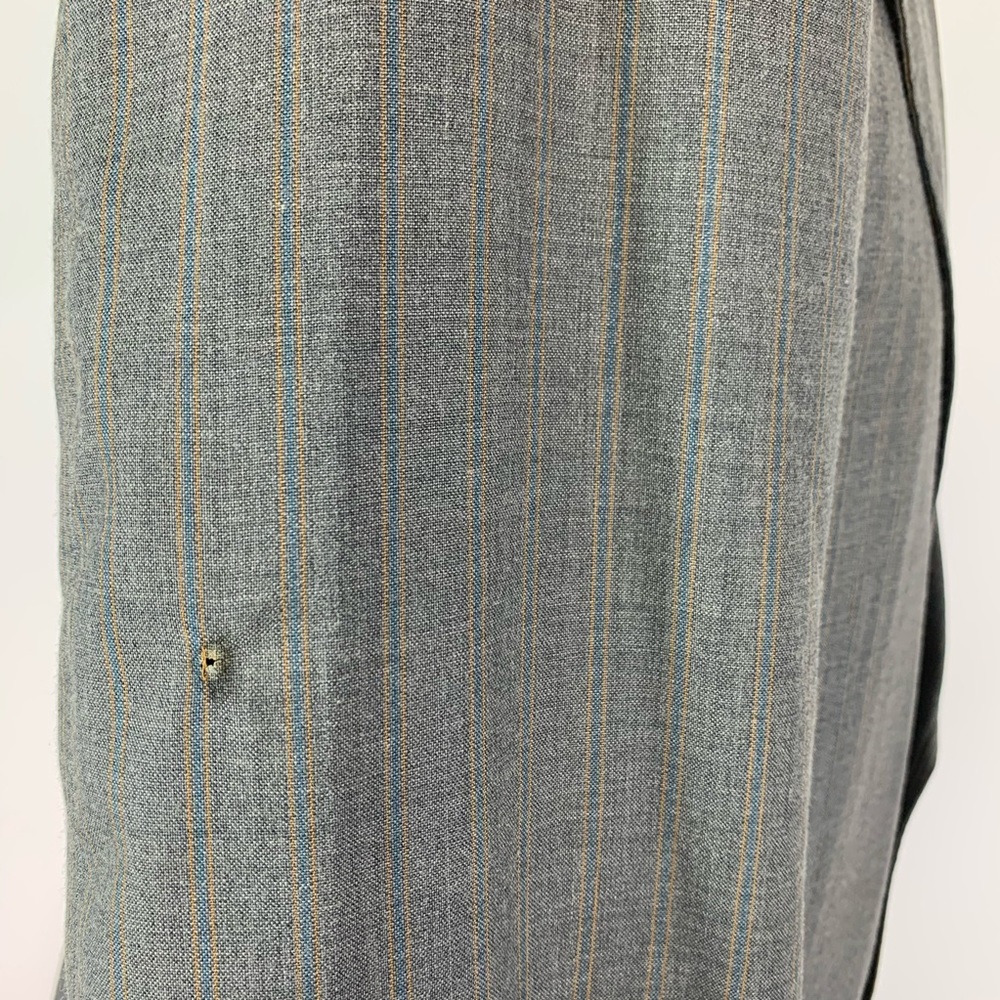 Brody‎ Suit - Picture 3 of 7